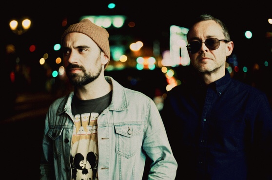 Félix et JM du duo No Money Kids