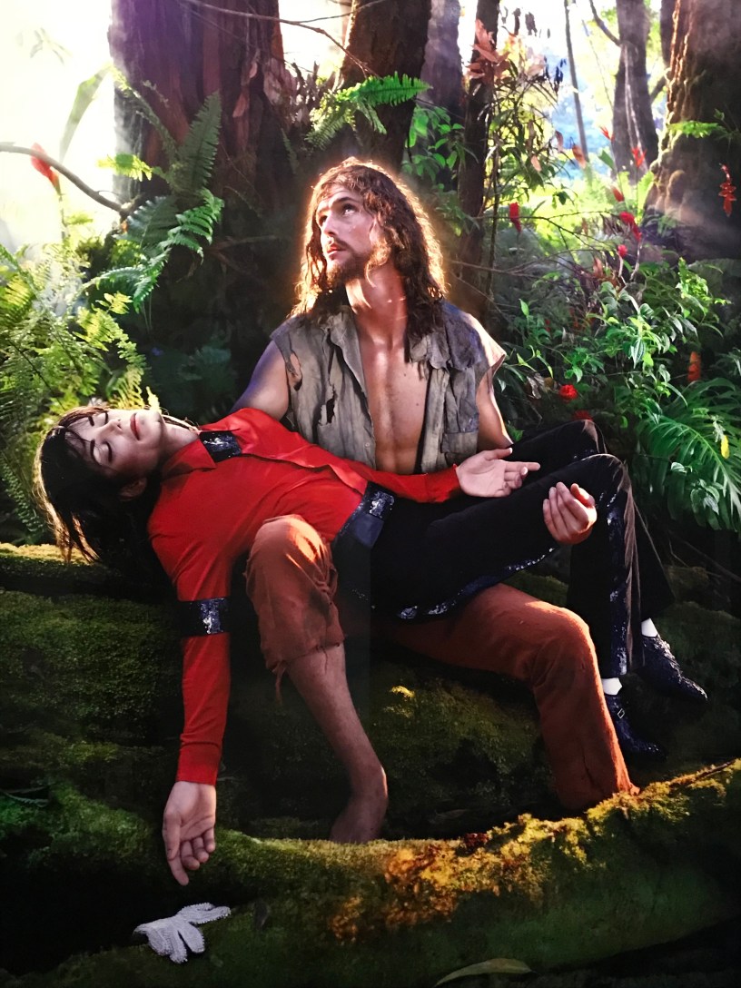 « American Jesus : Hold Me, Carry Me Boldly » by David LaChapelle