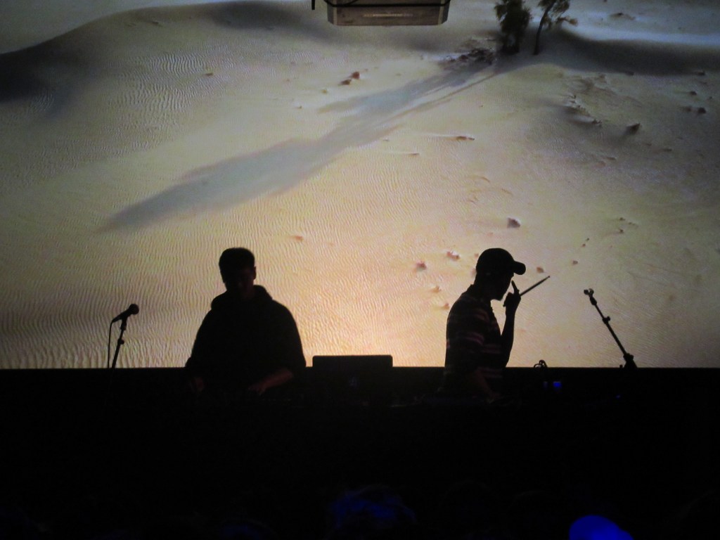 Contrefaçon en concert au Point Ephémère le 15 mai 2019. Photo: @st_xsl1