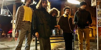 les cinq membres de Pam Risouré : Rémi, Gauthier, Antonin, Max et Vincent (c): Juliette Delivertoux