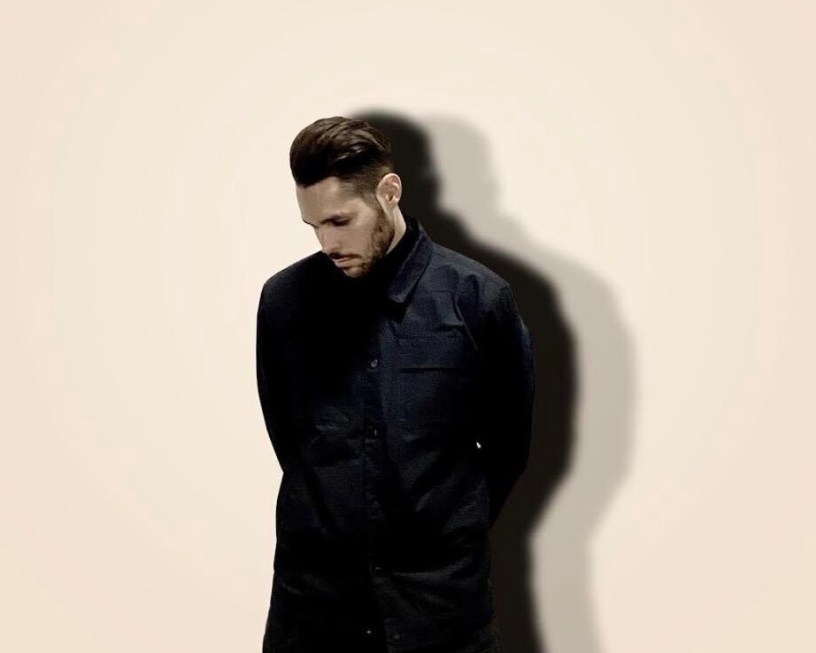 "L’Ombre" by Flaur. (C): Naps Hart