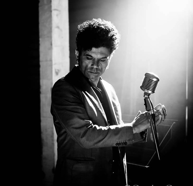 Romain Humeau (c): Carolyn Caro