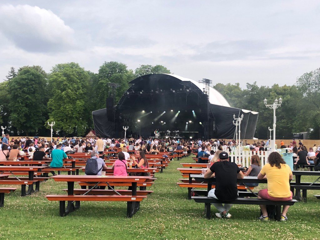 Samedi 26 juin, devant la Grande scène de La Magnifique Society.