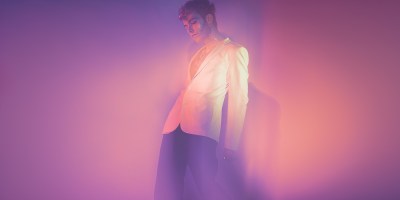 Izae (c): Julien Calvin Dumas