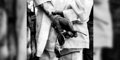 Maîtrisant à la perfection les bases du milieu artistique pour en tirer sa brillante version, voici Kovacs & son nouveau clip « Goldmine »une artiste complète qui chamboulera votre rapport à la musique ! ( Crédit photo Jens Book ) 