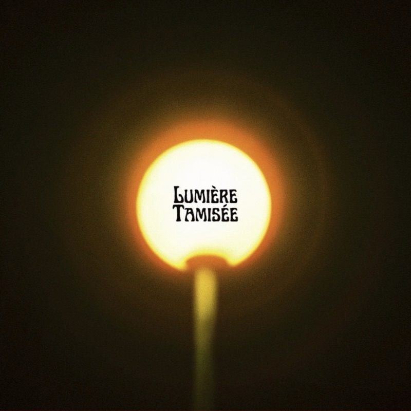 "Lumière tamisée", le nouveau single de Radio Polo est disponible sur toutes les plateformes.