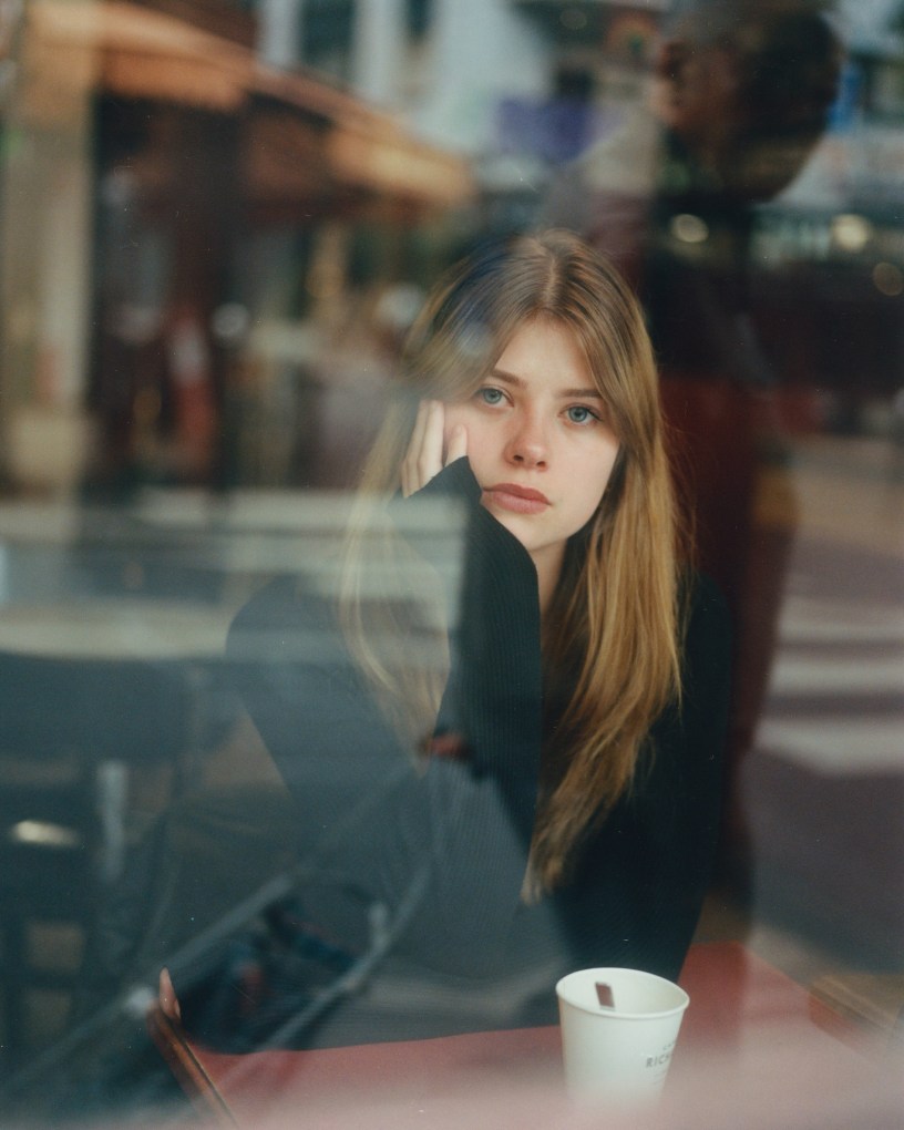 Leea (c): Louis Lepron