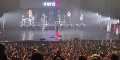 Eloi sur la scène de l’Olympia le mardi 1er avril 2025.