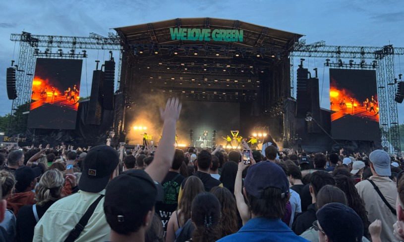 Le festival éco-responsable parisien a lancé sa nouvelle édition vendredi 6 juin sous un ciel étonnamment clément. Retour sur trois jours de musique, d’émotions et de pluie (parfois) au coeur de We Love Green 2025.