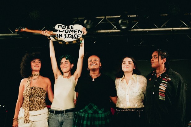 Tout le monde s’appelle clara le premier soir du festival Radiance, le 9 septembre 2025