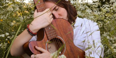 "Je ferai du beau", le tout premier single d’Alix est disponible sur toutes les plateformes.