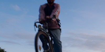 "Porte bagage", le premier EP d’Alexandre Sookia est disponible sur toutes les plateformes.