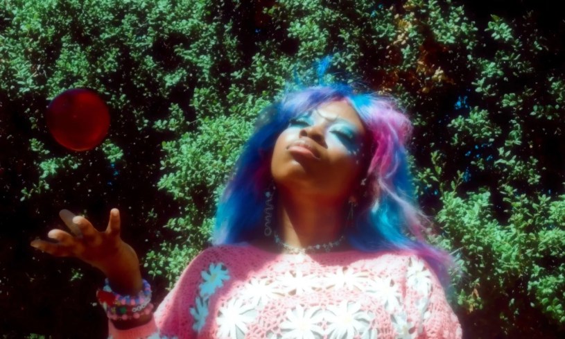 the apple tree under the sea, le nouvel album de Hemlocke Springd, est prévu prévu pour le 13 février 2026.