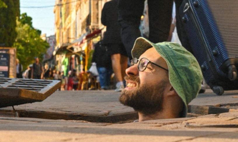 What Are You Doing Here ?, le premier album de Bloom Bat est disponible sur toutes les plateformes.