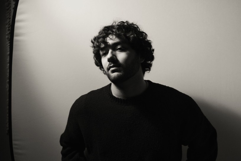 Laces - (c) Dhali Sebie