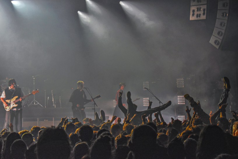 Vendredi 13 février, la tournée de Last Train s’est arrêtée à l’Aéronef de Lille, le vendredi 13 février 2026.