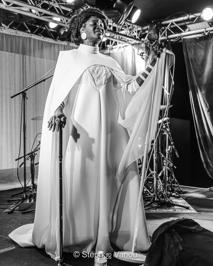Okali sur la scène de La Boule Noire, le 4 février 2026.📸 : Stéph 2 Vanou