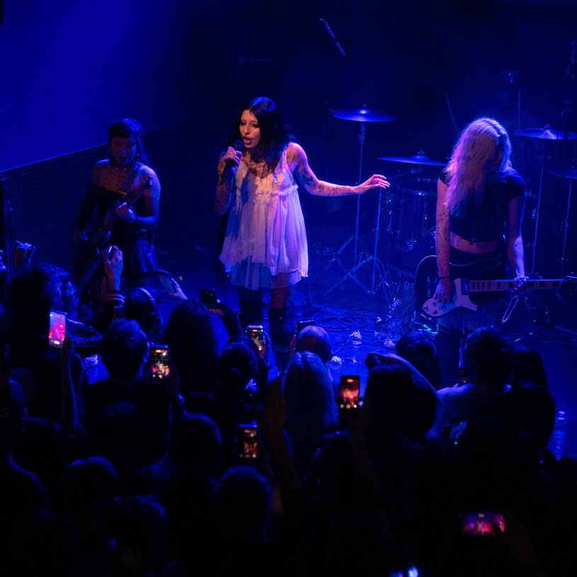 Deathbyromy sur scène le 15 février 2026 aux Étoiles, Paris