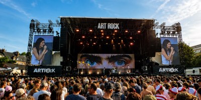 Retour sur la 43e édition du festival Art Rock, qui s’est déroulée à Saint-Brieuc du 22 au 24 mai 2026.